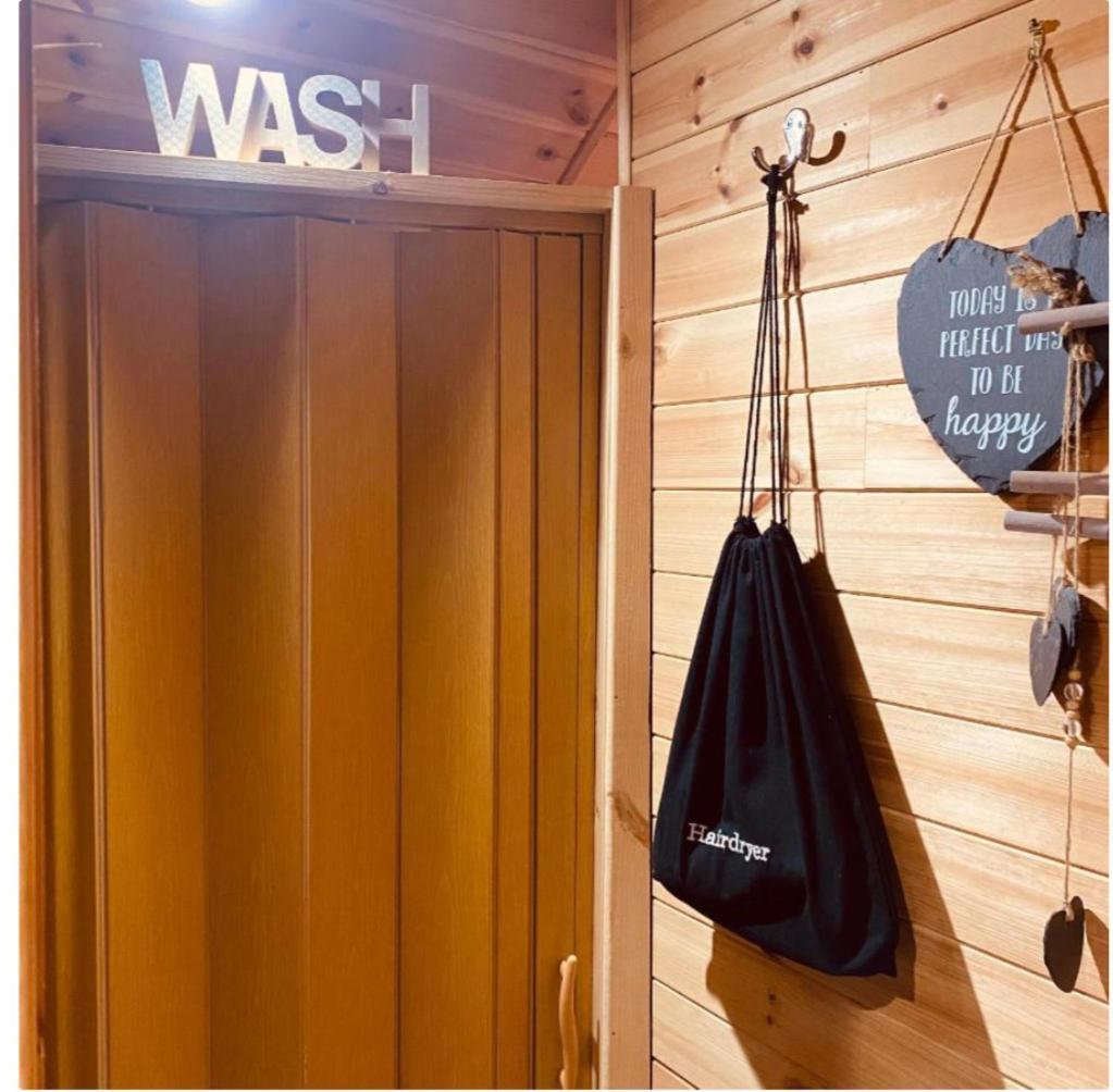 Heatherbrae Cosy Wooden Pod ไคล์ออฟล็อคฮัลช์ ภายนอก รูปภาพ